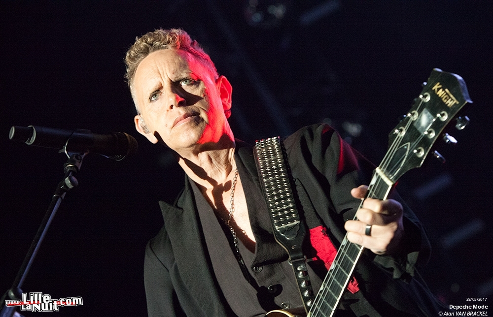 Depeche Mode + The Horrors au Stade Pierre Mauroy en live - photo n°12