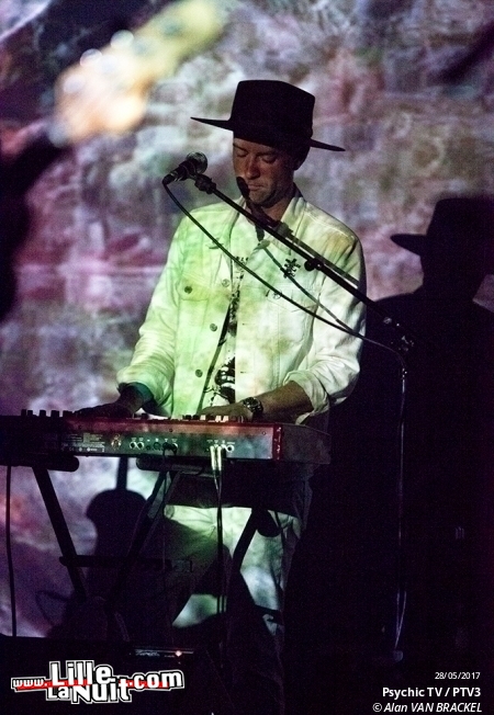 Psychic TV / PTV3 + Atonalist + Tuscaloosa à l’Aéronef de Lille en live - photo n°6