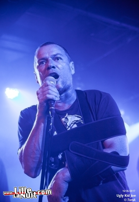 Ugly Kid Joe à l’Aeronef en live - photo n°18