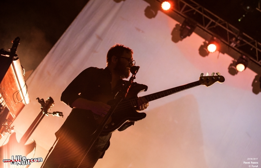 Fleet Foxes + November Polaroid  à L’Aéronef en live - photo n°5