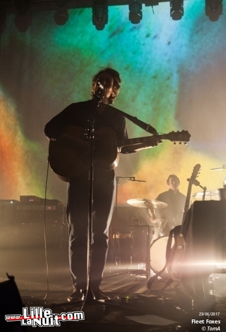 Fleet Foxes + November Polaroid  à L’Aéronef en live - photo n°19