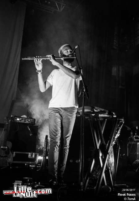 Fleet Foxes + November Polaroid  à L’Aéronef en live - photo n°15