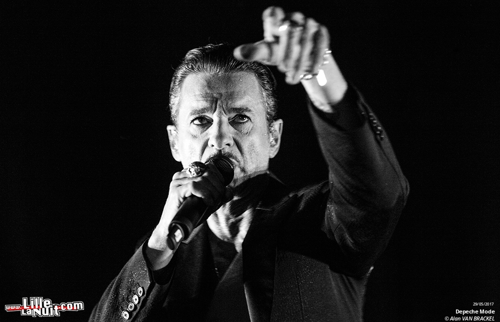 Depeche Mode + The Horrors au Stade Pierre Mauroy en live - photo n°6