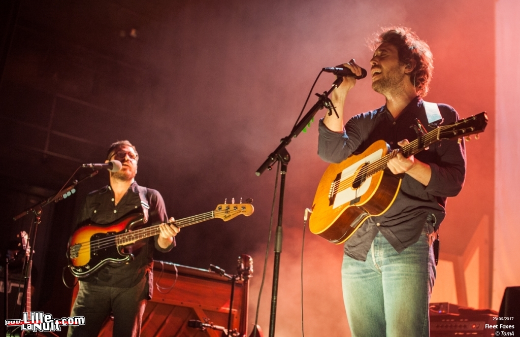 Fleet Foxes + November Polaroid  à L’Aéronef en live - photo n°2