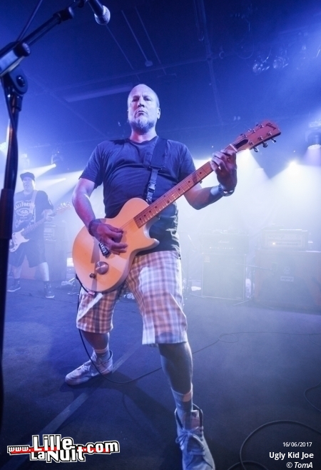 Ugly Kid Joe à l’Aeronef en live - photo n°17
