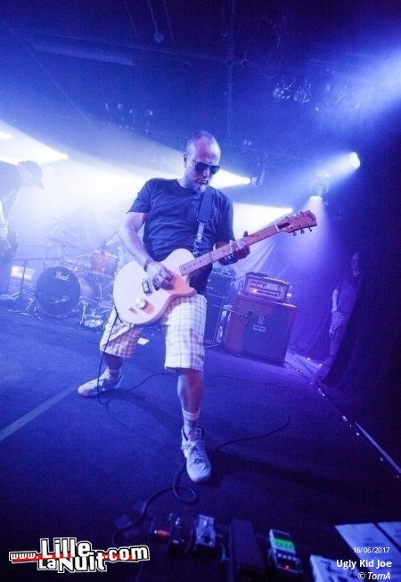 Ugly Kid Joe à l’Aeronef en live - photo n°8