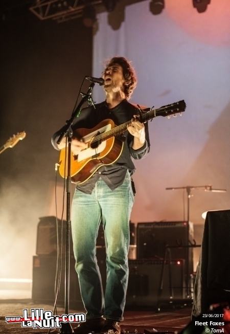 Fleet Foxes + November Polaroid  à L’Aéronef en live - photo n°4