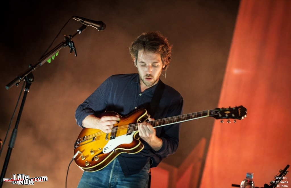 Fleet Foxes + November Polaroid  à L’Aéronef en live - photo n°11