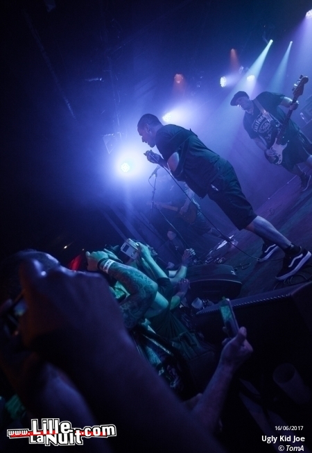 Ugly Kid Joe à l’Aeronef en live - photo n°15
