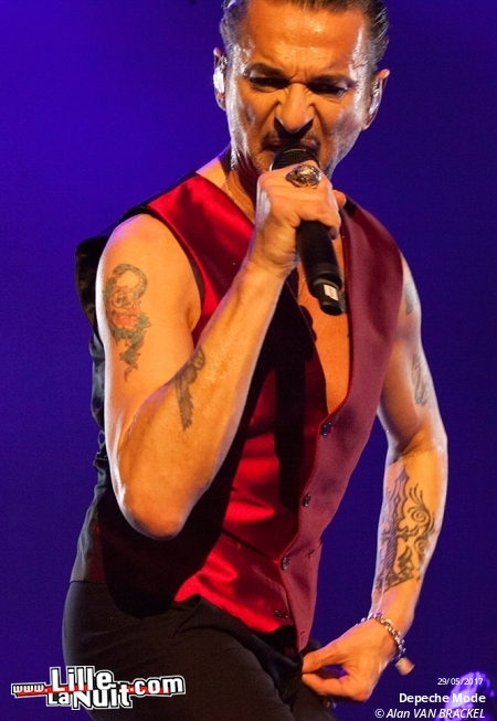 Depeche Mode + The Horrors au Stade Pierre Mauroy en live - photo n°25