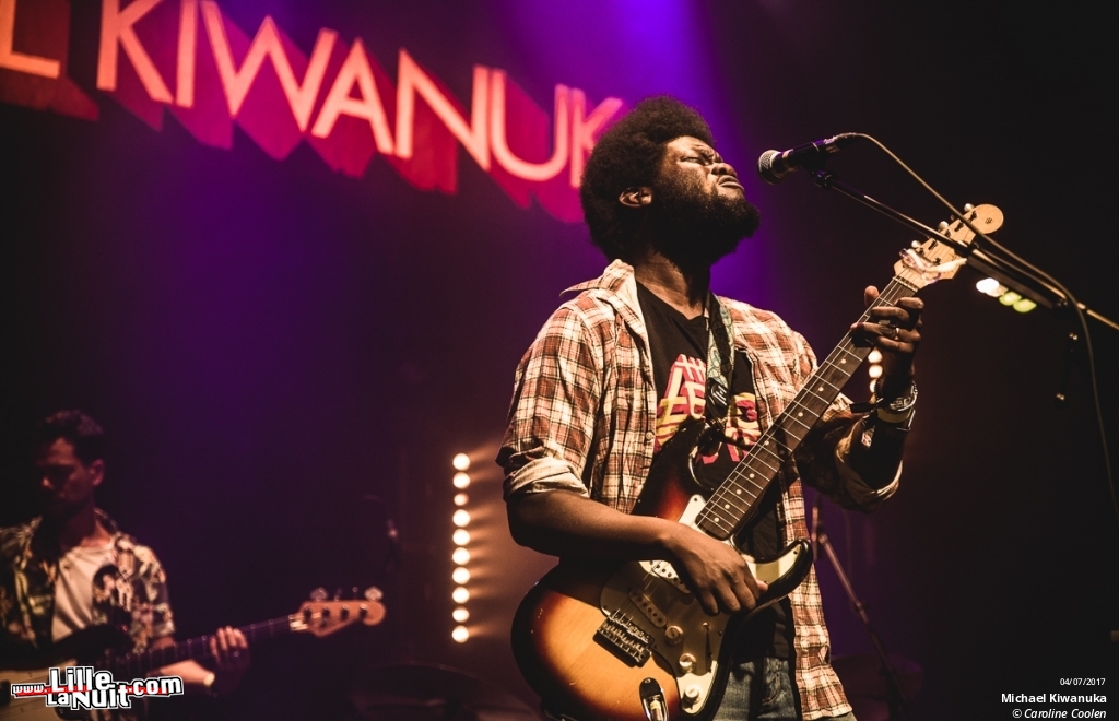 Michael Kiwanuka + Leo Stannard au Grand Mix en live - photo n°1