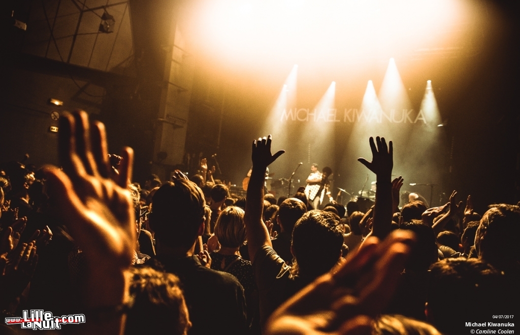 Michael Kiwanuka + Leo Stannard au Grand Mix en live - photo n°4