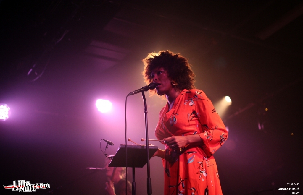 Sandra Nkaké + Moustic DJ-Set au Club de l’Aéronef en live - photo n°2