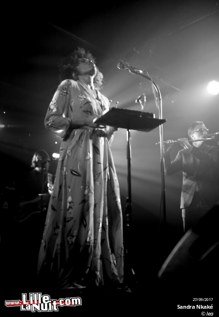 Sandra Nkaké + Moustic DJ-Set au Club de l’Aéronef en live - photo n°9