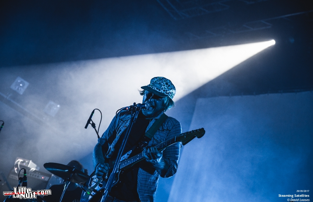 Portugal. The Man + Steaming Satellites au Splendid en live - photo n°2