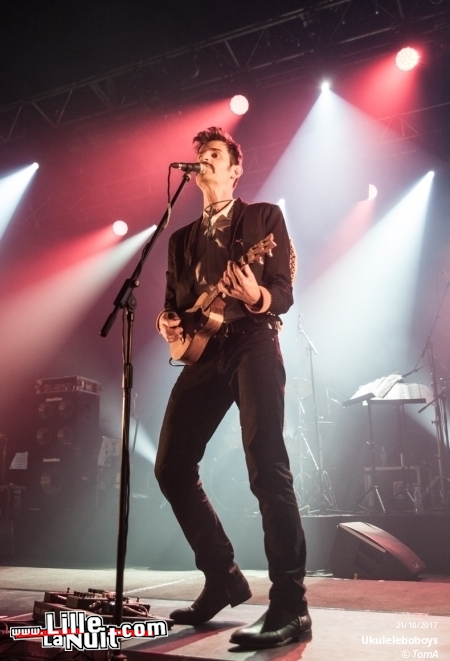 Emir Kusturica & The No Smoking Orchestra + Ukuleleboboys à l’Aéronef en live - photo n°6