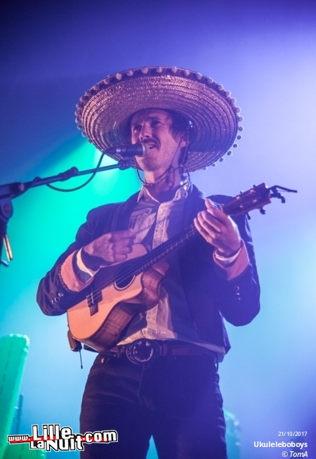 Emir Kusturica & The No Smoking Orchestra + Ukuleleboboys à l’Aéronef en live - photo n°13