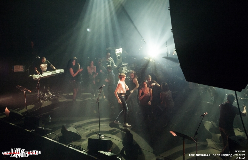 Emir Kusturica & The No Smoking Orchestra + Ukuleleboboys à l’Aéronef en live - photo n°26
