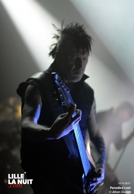 Paradise Lost + Klone au Grand Mix en live - photo n°10