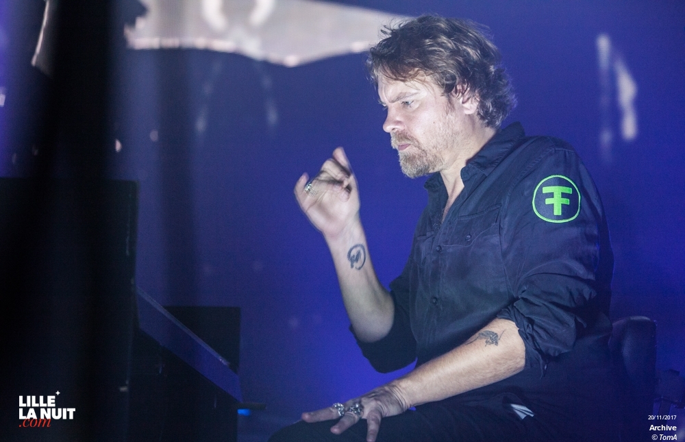 Archive + Robin Foster à l’Aéronef en live - photo n°36