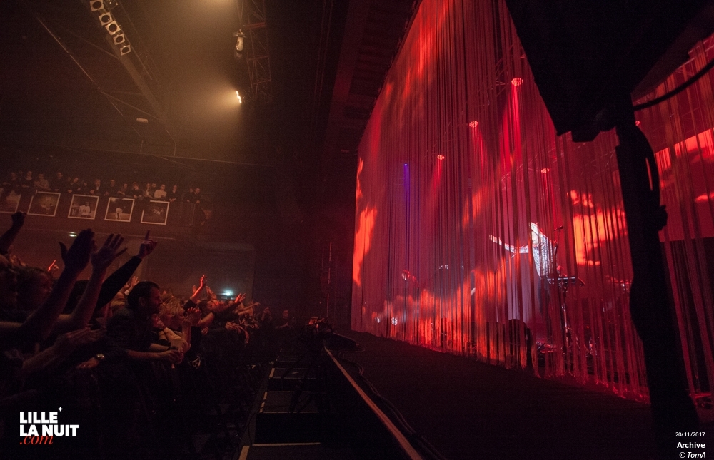 Archive + Robin Foster à l’Aéronef en live - photo n°12