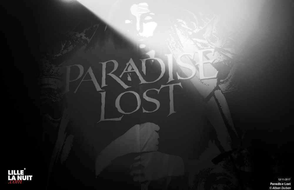 Paradise Lost + Klone au Grand Mix en live - photo n°1