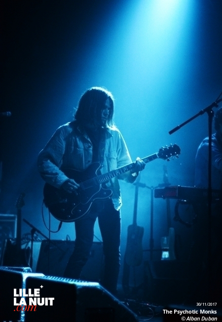 La Vague : Millionaire + The Psychotic Monks + T/O au Splendid en live - photo n°3