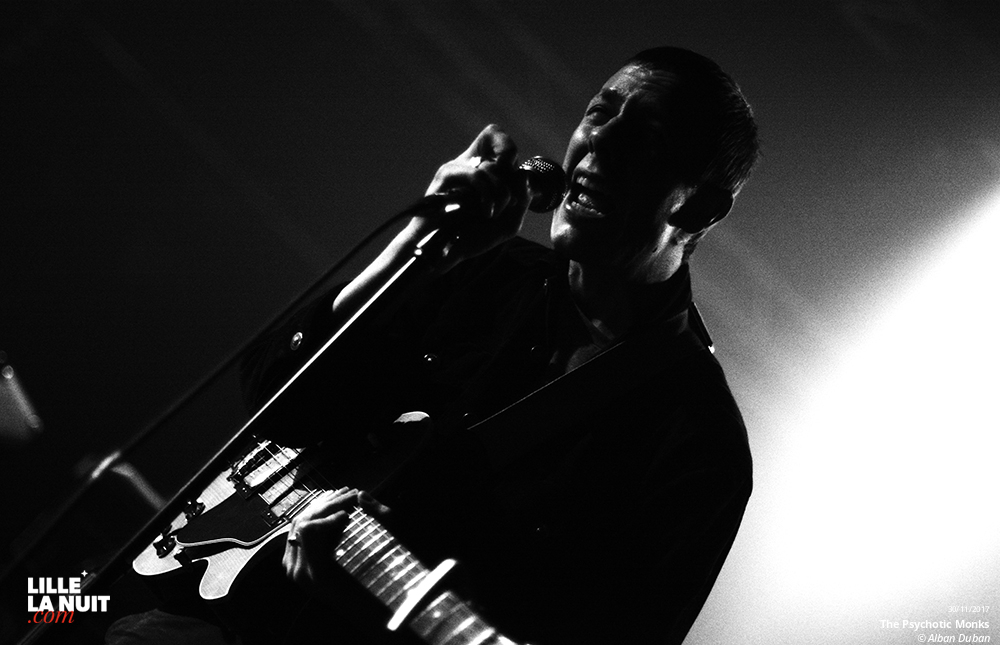 La Vague : Millionaire + The Psychotic Monks + T/O au Splendid en live - photo n°6