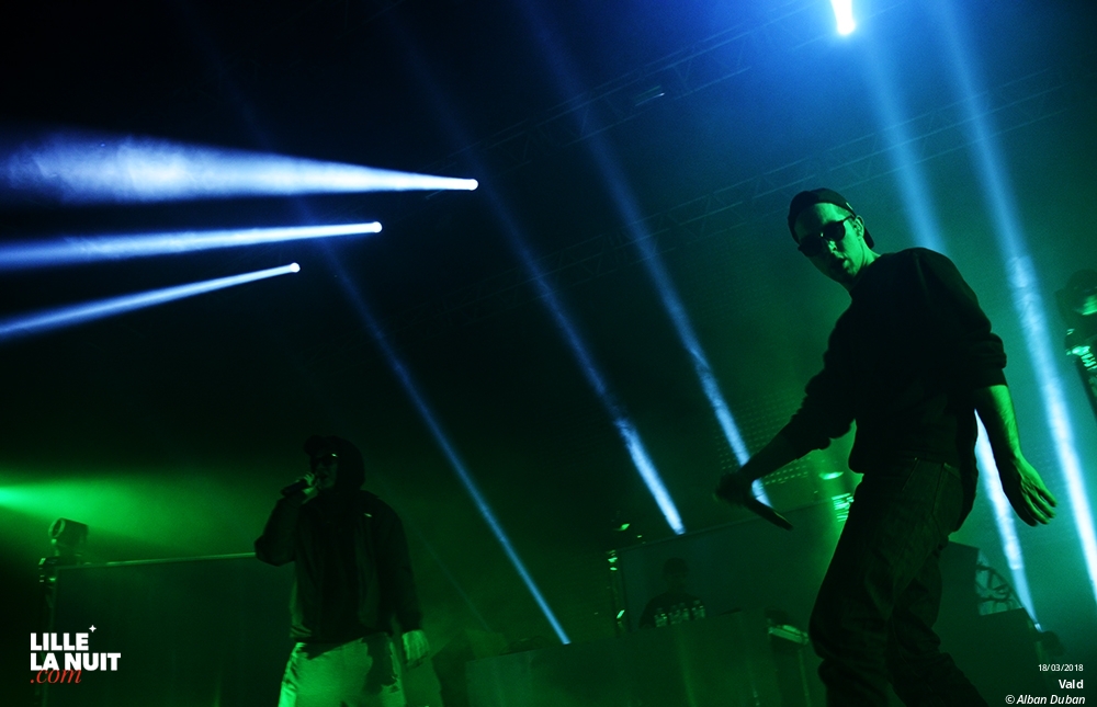 Vald + Roméo Elvis + Lorenzo + L’Or Du Commun + Bifty & DJ Weedim + le 77 au Zénith de Lille en live - photo n°2