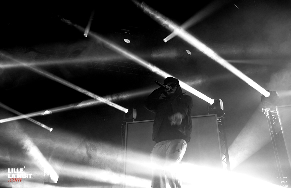 Vald + Roméo Elvis + Lorenzo + L’Or Du Commun + Bifty & DJ Weedim + le 77 au Zénith de Lille en live - photo n°7