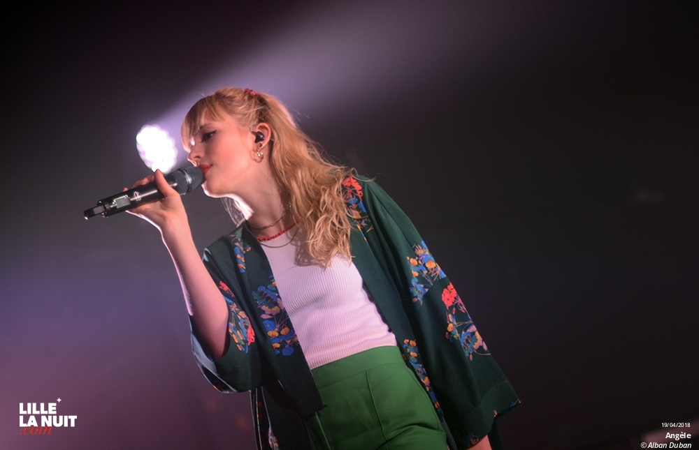 Angèle + Juicy au Splendid en live - photo n°5