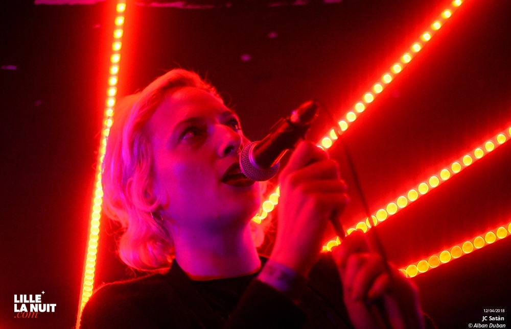 JC Satàn à la Cave aux Poètes en live - photo n°7