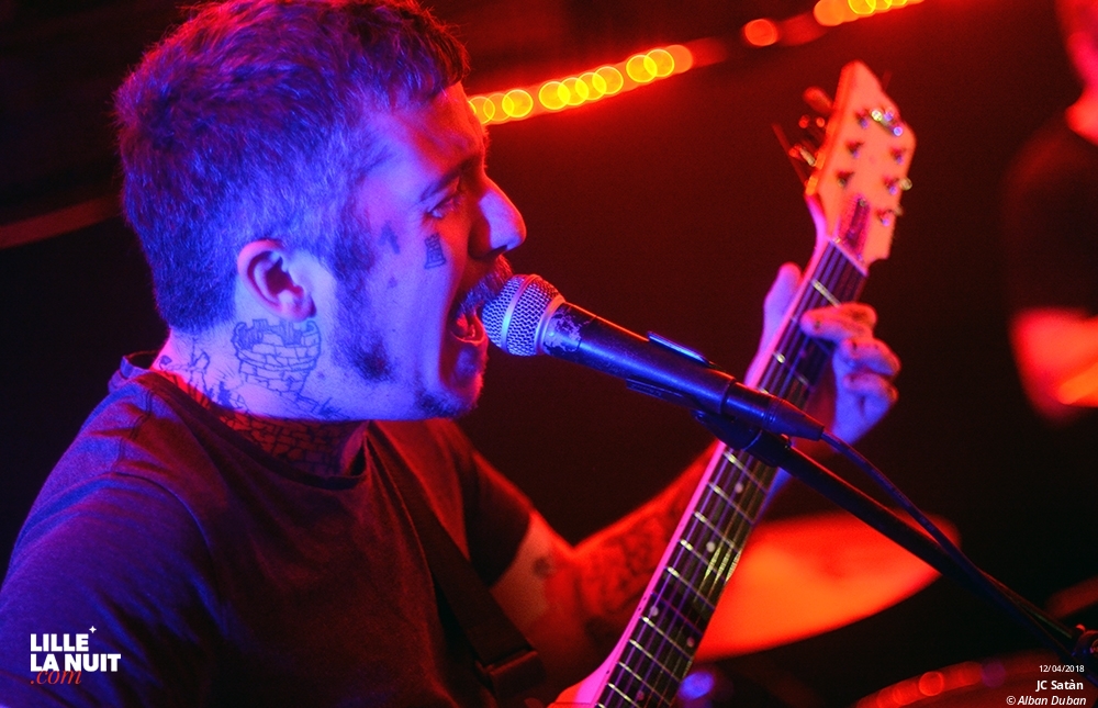 JC Satàn à la Cave aux Poètes en live - photo n°4