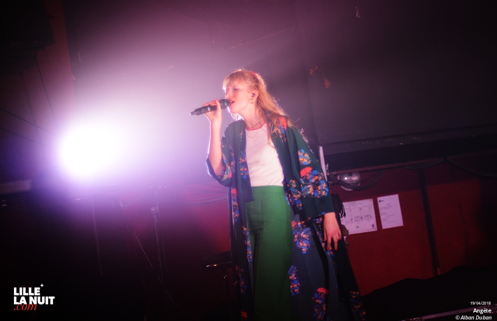 Angèle + Juicy au Splendid en live - photo n°9