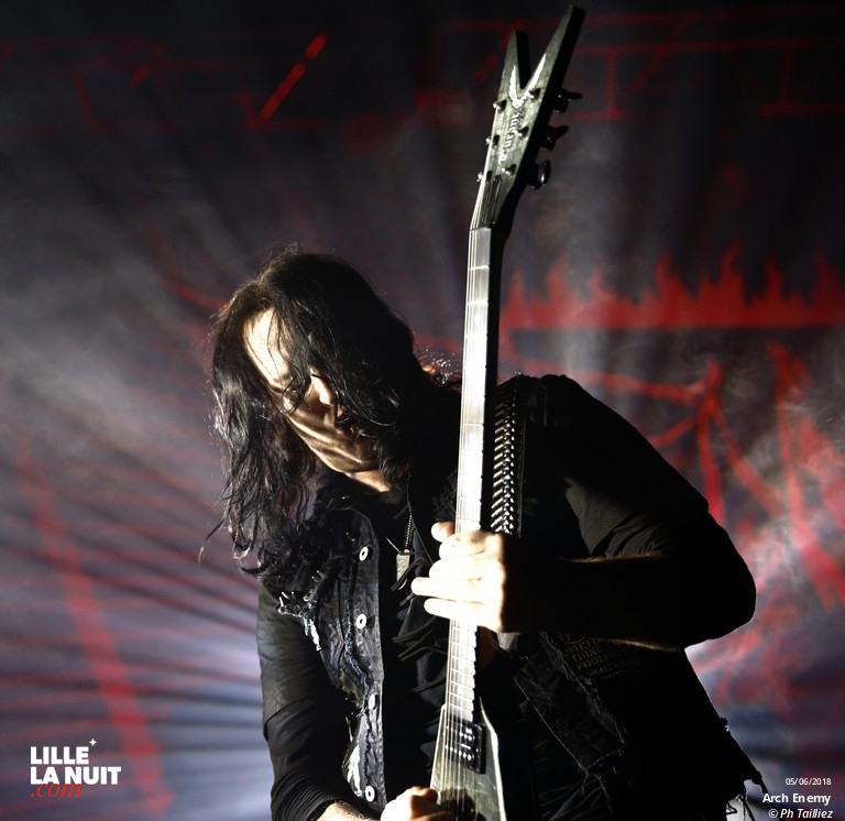 Arch Enemy + The Charm the Fury à l&rsquo;Aéronef en live - photo n°7