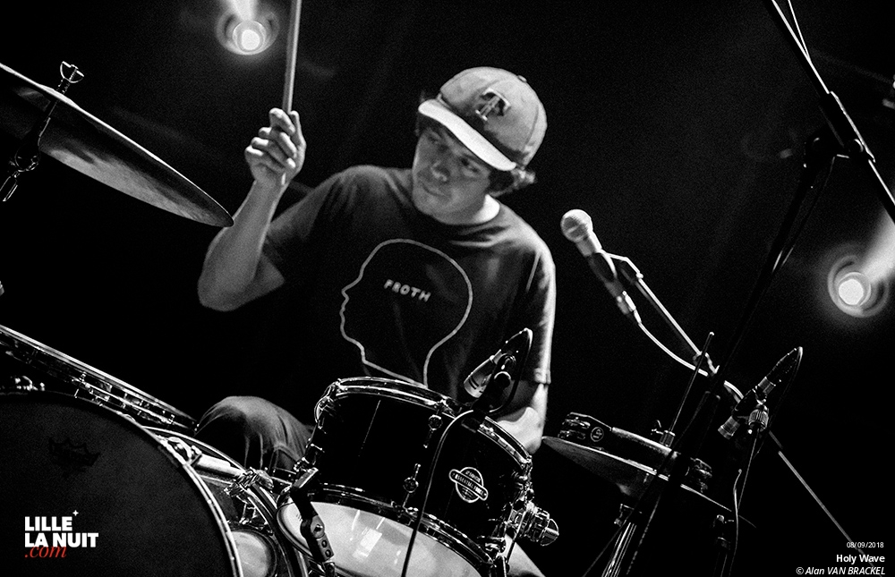 Strawberry Fest : Holy Wave + Ulrika Spacek + Wild Racoon + June & Lena à la Ferme d’en Haut en live - photo n°9