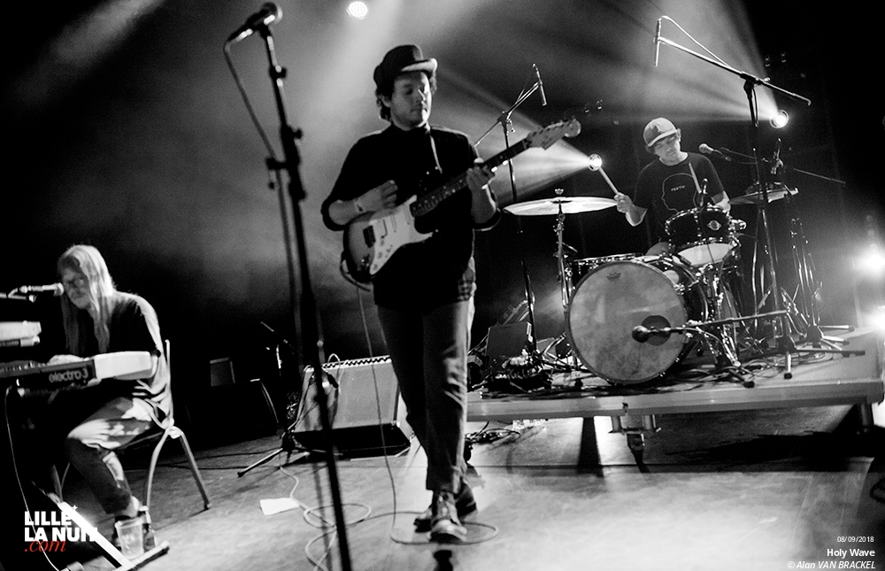 Strawberry Fest : Holy Wave + Ulrika Spacek + Wild Racoon + June & Lena à la Ferme d’en Haut en live - photo n°12