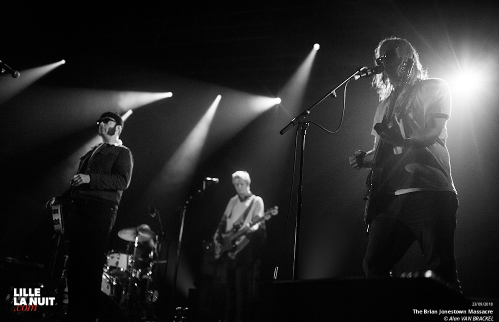 The Brian Jonestown Massacre + Dead Horse One à l’Aéronef de Lille en live - photo n°3