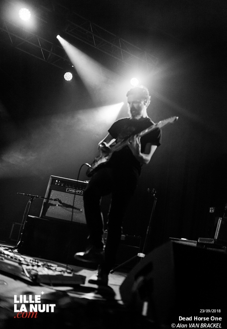 The Brian Jonestown Massacre + Dead Horse One à l’Aéronef de Lille en live - photo n°11