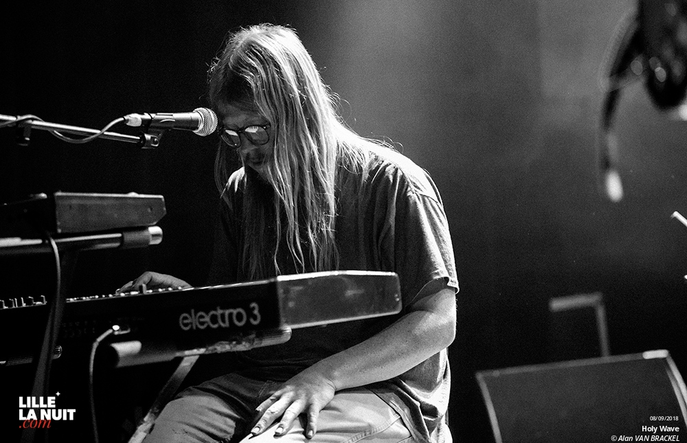 Strawberry Fest : Holy Wave + Ulrika Spacek + Wild Racoon + June & Lena à la Ferme d’en Haut en live - photo n°10