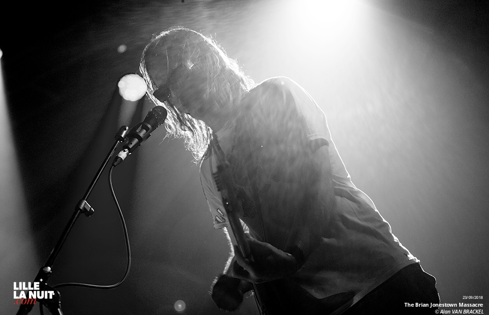 The Brian Jonestown Massacre + Dead Horse One à l’Aéronef de Lille en live - photo n°16