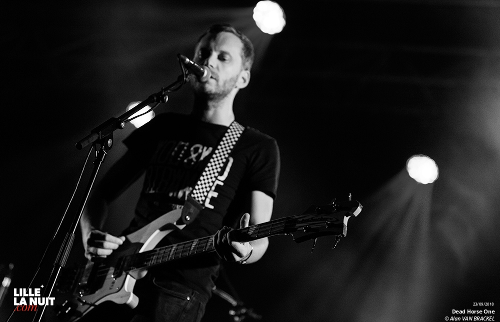 The Brian Jonestown Massacre + Dead Horse One à l’Aéronef de Lille en live - photo n°6