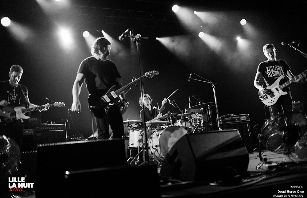 The Brian Jonestown Massacre + Dead Horse One à l’Aéronef de Lille en live - photo n°15