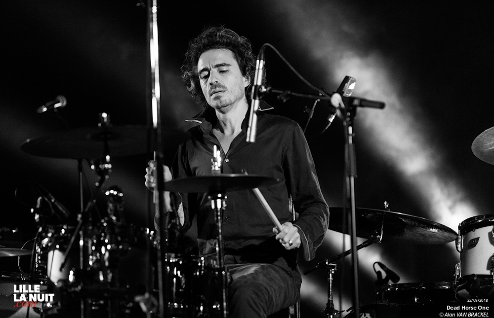 The Brian Jonestown Massacre + Dead Horse One à l’Aéronef de Lille en live - photo n°5