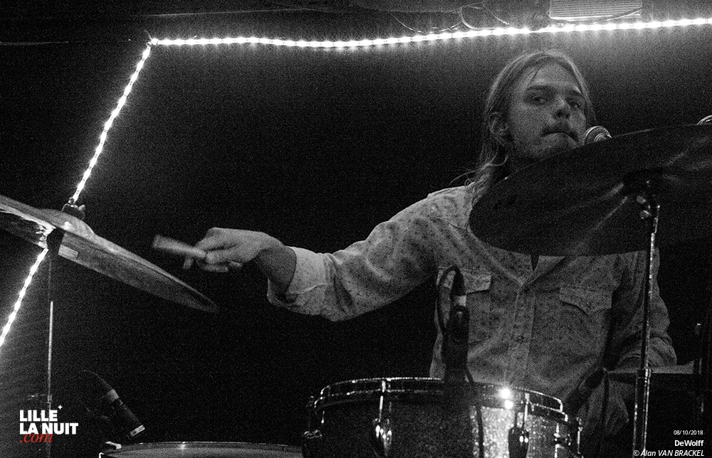 DeWolff + Karma Sutra à la Cave aux Poètes en live - photo n°7