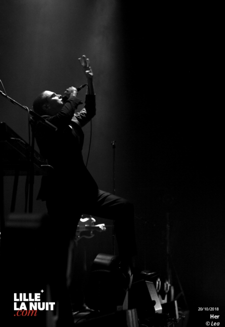 Her + Owlle à l’Aéronef en live - photo n°14