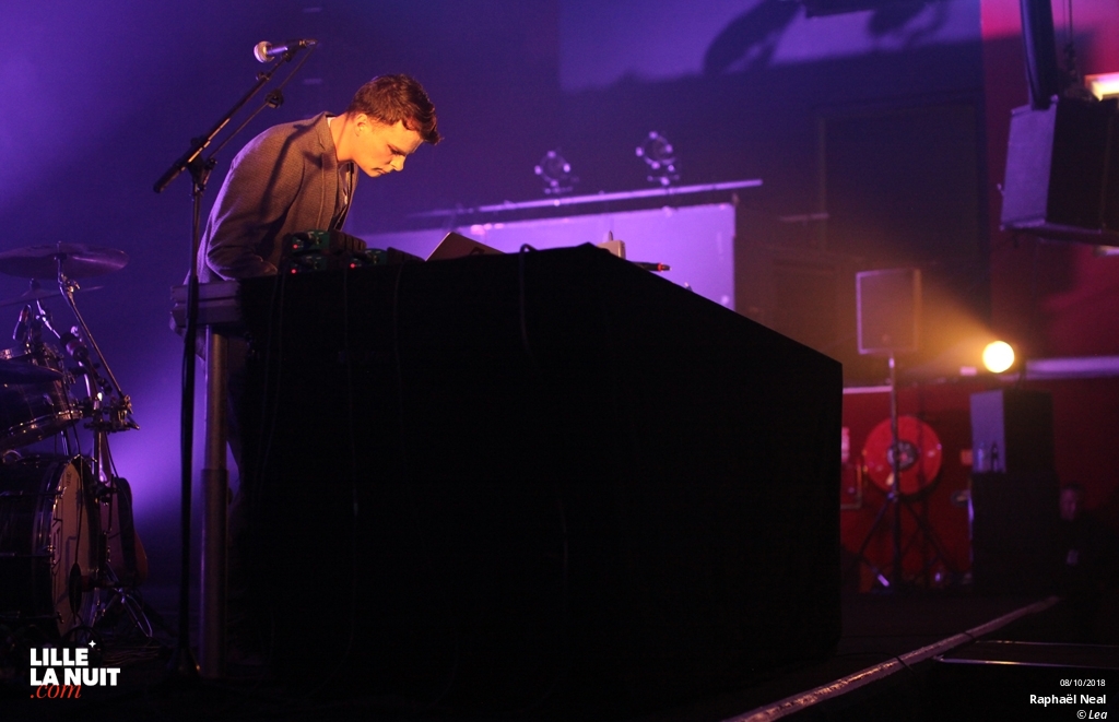 Anna Calvi + Raphaël Neal au Splendid en live - photo n°4