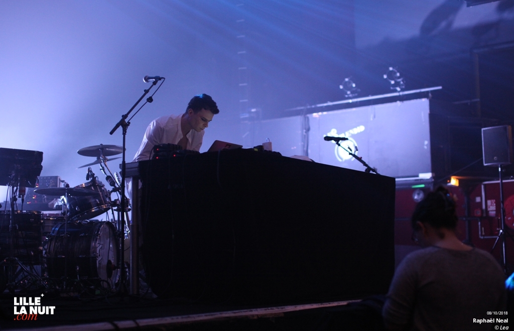 Anna Calvi + Raphaël Neal au Splendid en live - photo n°2