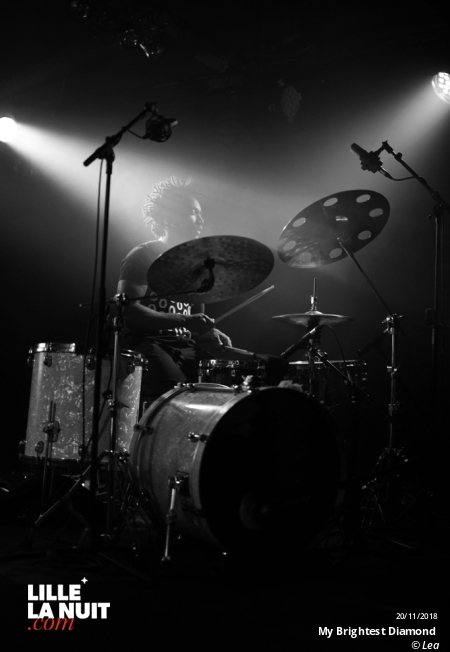 My Brightest Diamond + Ian Chang à l’Aéronef en live - photo n°6