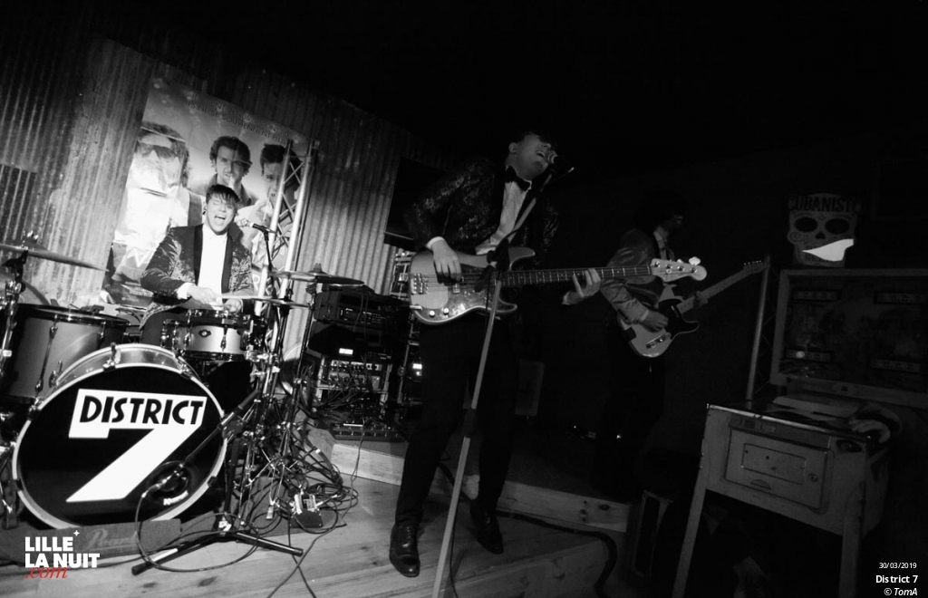 Holispark + District 7 à l’American Bar 76 à Auchel en live - photo n°6